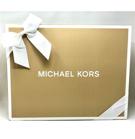 michael kors gift box.